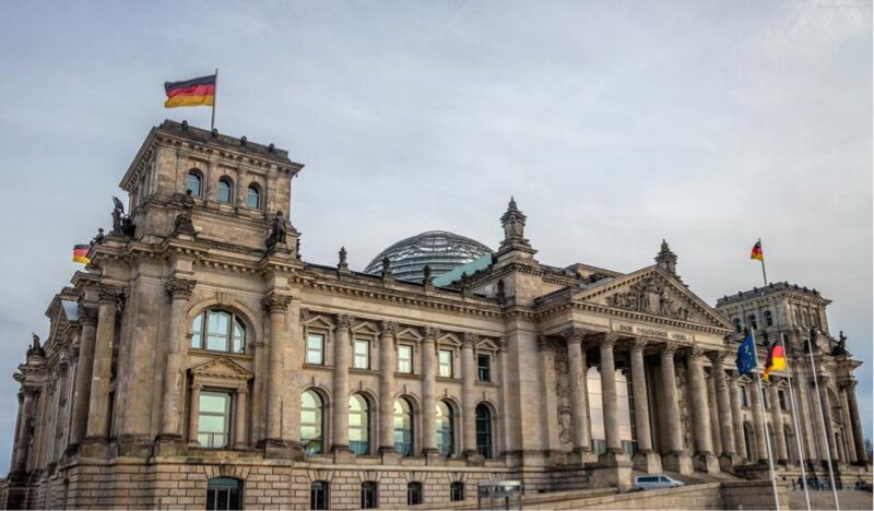 Moving Between Germany and Greece with KAE International Movers
